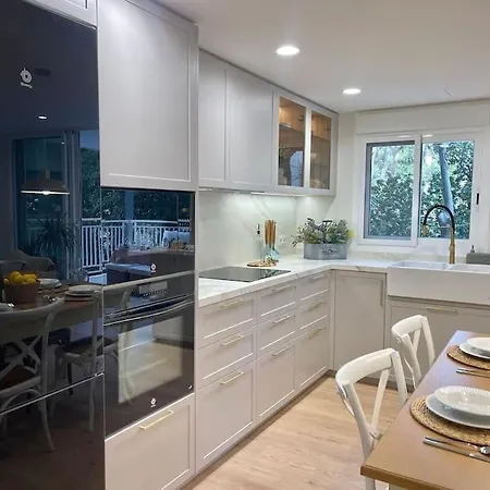 Lc Voramar Beachfront Apartment *