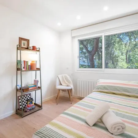 Lc Voramar Beachfront Apartment *